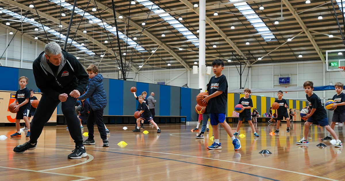 Coach teaching jab step